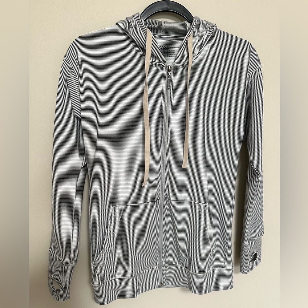 NWOT. Albion Hooded Zip-Up.